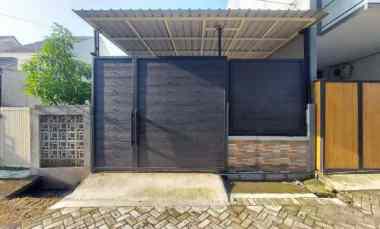 Rumah Bagus Siap Huni Strategis Graha Sukolilo Regency Surabaya