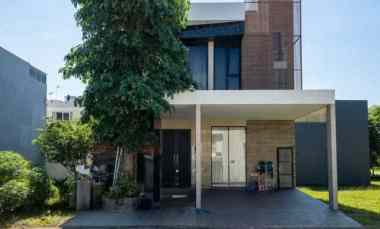 Dijual Rumah Grand Island Pakuwon City Furnish 2 Lantai SHM 4,95M