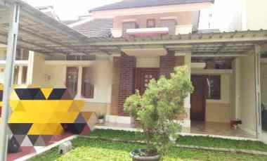 Dijual Rumah dekat Mall Living Grand Wisata Cluster Water Gardenbekasi