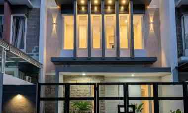 dijual rumah green semanggi wonorejo
