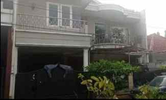 Rumah Calsik Coklat Manis di Griya Bintara Indah, Bekasi Barat -pondok