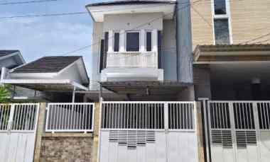 Rumah 2 Lantai Mulyorejo dekat Dharma Husada, Mojo, Unair