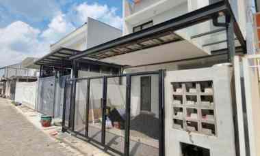 Jual Rumah Gunung Anyar Surabaya Timur dekat Kampus Upn