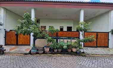 dijual rumah gunung anyar tambak