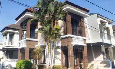 Murah Rumah 2 Lantai Furnished Area Manyar, Surabaya Timur