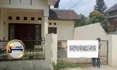 dijual rumah harapan indah 1
