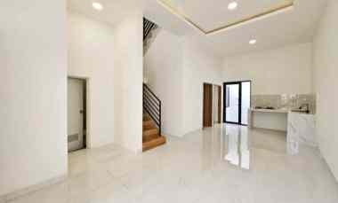 Rumah Minimalis Siap Huni di Harapan Indah, Pejuang, Bekasi