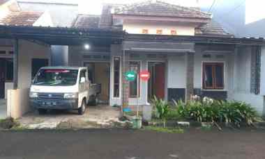 dijual rumah hasanah village pancoran