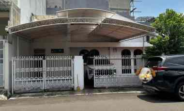 Dijual Rumah Hook di Cengkir Kelapa Gading