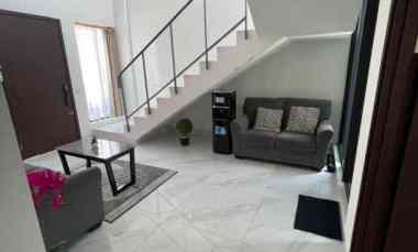 dijual rumah hook eonna cluster aerra bsd 3 lantai