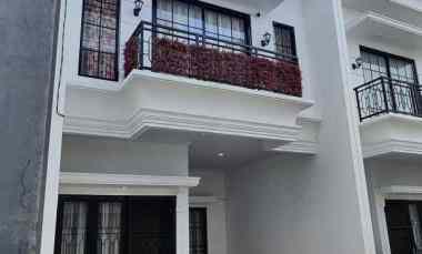 Rumah Bagus 2 Lantai Murah di Jagakarsa Jakarta Selatan, Semi Furnish