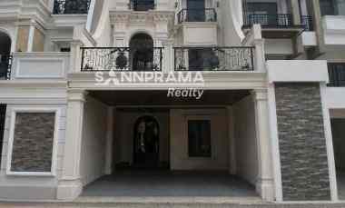 dijual rumah jagakarsa
