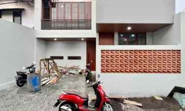 Dijual Rumah Baru Mewah dalam Komplek di Jagakarsa, Jakarta Selatan