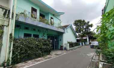 Rumah Klasik Luas dan Kost Aktif Lokasi Strategis Tengah Kota Solo