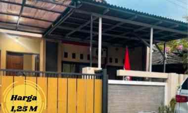 Rumah Siap Huni dalam Komplek Perumahan di Jakasampurna Bekasi