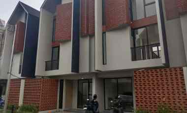 Rumah Siap Huni di Bintaro dekat Stasiun dan Tol dekat Bxchange