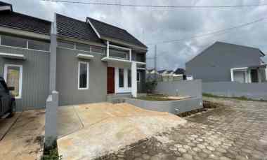 Rumah Dijual di Jalan Alternatif Kota Bukit Indah, Desa Cigelam, Purwakarta 41151