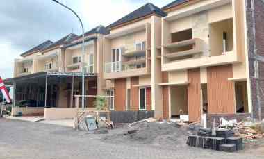 Rumah Dijual di jalan bengawan solo lumajang