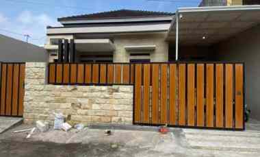 Dijual Rumah Baru Lokasi Area Candi Mendut Suhat Kota Malang