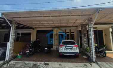 Rumah Komplek Pemkot Cimahi Lokasi Pusat Kota Lingkungan Nyaman