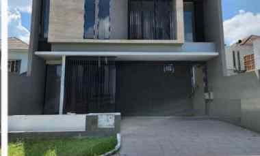 dijual rumah jalan crystal golf citraland
