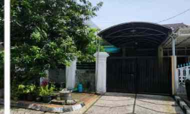 Dijual 205 m2 Rumah Darmo Sentosa Raya Surabaya dekat Villa Bukit Mas