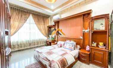 Dijual Ruko Rumah di Jalan Gatot Subroto / Kampung Lalang - Medan