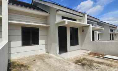 Rumah Dijual di Jalan H Thabronih, Kalimulya, Cilodong