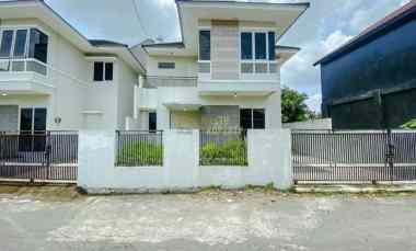 Rumah Cantik 2 Lantai Termurah di Kalasan dekat Rs Pdhi