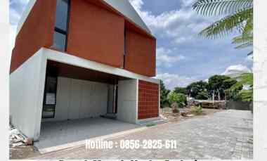 Rumah Mewah Cluster One Gate System 7 Unit Saja di jl Kabupaten Sleman