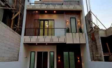 Dijual Rumah Modern Kontemporer dalam Komplek di Jagakarsa Jakarta
