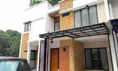 Rumah hanya 4 menit Free Ac ke Tol Margonda di Margonda Kemirimuka