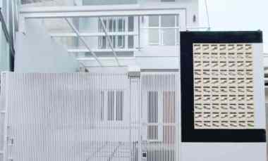 Rumah 2 Lantai Modern Minimalis di Joglo dekat Tol Busway, Full Fu