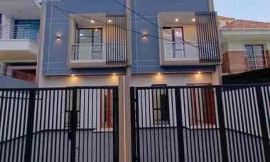 Rumah Dijual di Jalan raya meruya. Jakarta barat