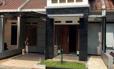 Rumah Seken Siap Huni di Perumahan Meruyung Depok dekat Kubah Emas