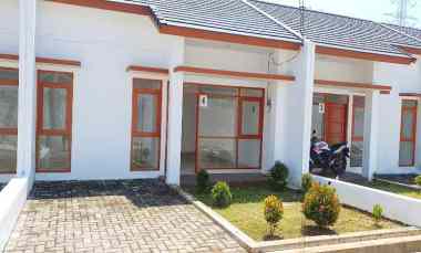 Rumah DP 0 dekat Stasiun LRT dan Pintu Tol Bekasi Timur