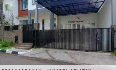 Rumah Mewah Ready dalam Komplek di Jakarta Selatan.dkt GerbangTol