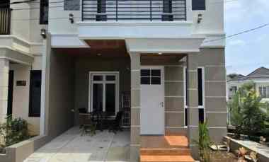 Rumah Mewah 2 Lantai dekat Kampus UI Depok dan Stasiun KRL Depok Baru