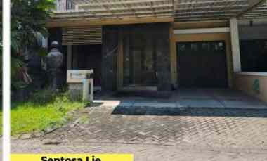 Dijual 200 m2 Rumah Royal Residence Windsor Strategis Depan Clubhouse