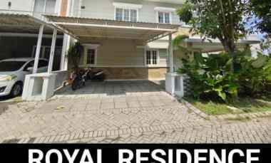 3 Man Dijual 218 m2 Rumah Royal Residence Wiyung Surabaya Hook SHM