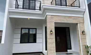 Rumah Baru American Classic Lokasi Tlogowaru Kota Malang