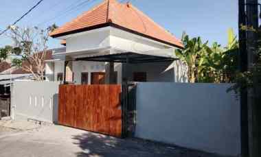 Dijual Rumah Siap Huni Lokasi Jalan Suradipa Peguyangan