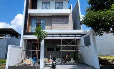 dijual rumah jalan woodland citraland