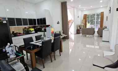 Murah Dijual Rumah Brand New 12x12 Minimalis Ada Lift di Janur Hijau