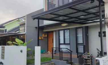 Dijual Cepat Townhouse Modern Tropical Jatiasih Estetik