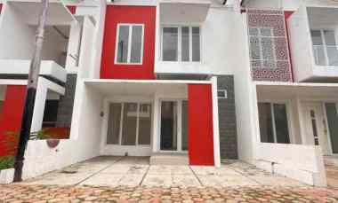 Dijual Rumah Baru Siap Huni dekat dengan LRT Cikunir Bekasi Kota