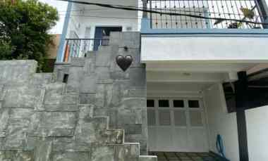 Turun Harga Rumah Secondary Terawat dekat LRT Jatibening Bekasi