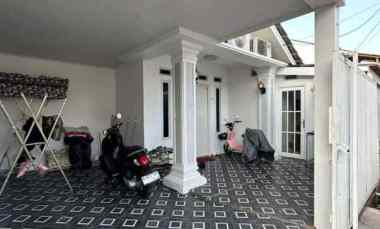 Rumah Mewah Modern Strategis Termurah di Jatibening Bekasi