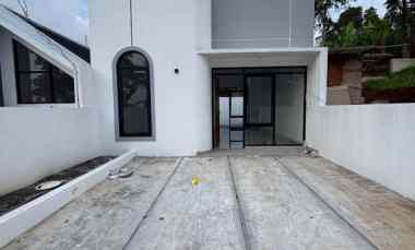 Rumah Dijual di Jatihandp
