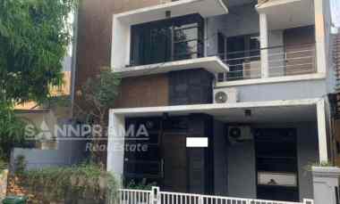 Rumah Cantik Luas 4 Kamar dalam Komplek dekat Terminal Jatijajar -FSL